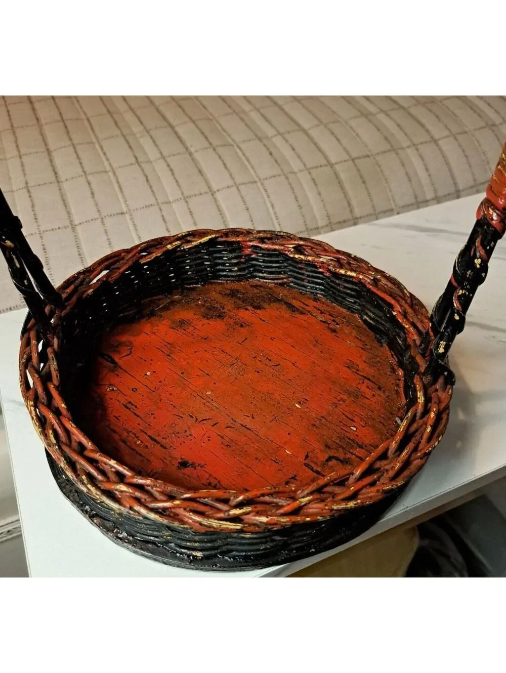 Vintage Rustic Country Handwoven Worn Paint Red/Black Wicker Basket 9